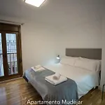 Apartment Plaza Del Torico *