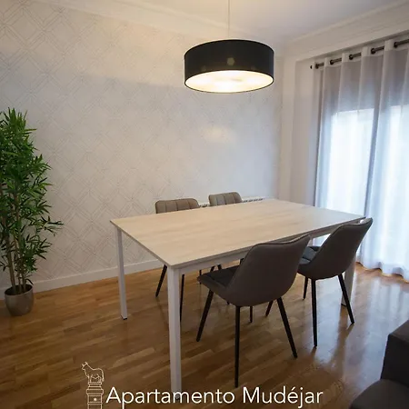 Apartment Plaza Del Torico *