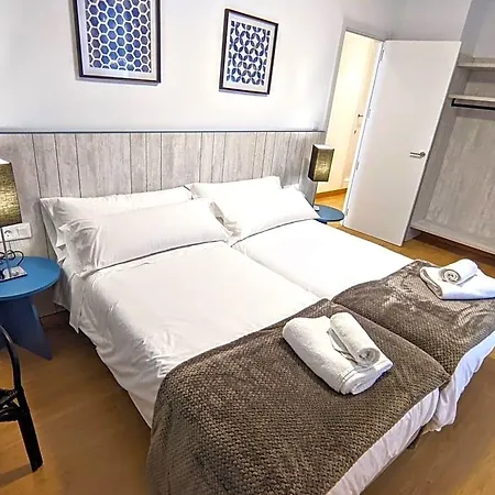 Apartmán Plaza Del Torico *
