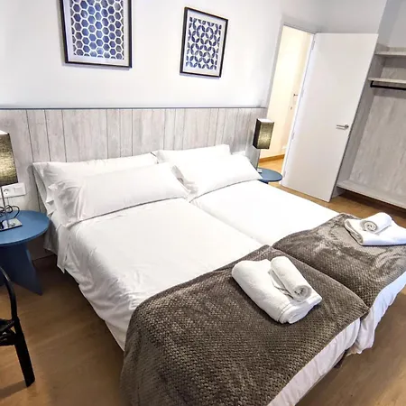 Plaza Del Torico Apartment